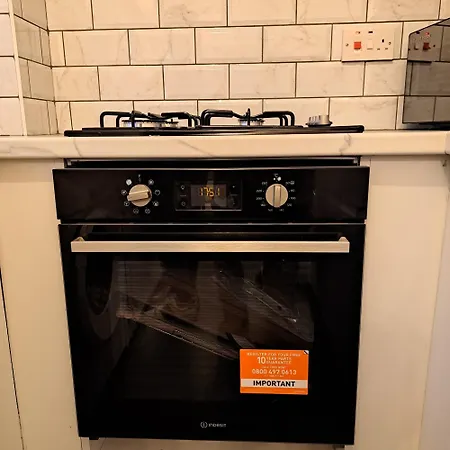 Semesterbostad 2 Bedroom House In - Sleeps 5 Wifi Parking