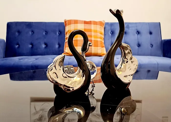 2 Bedroom House In - Sleeps 5 Wifi Parking Hébergement de vacances *