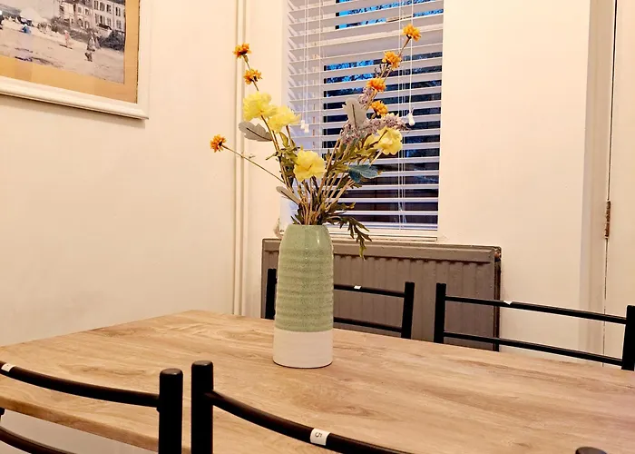 度假居 2 Bedroom House In - Sleeps 5 Wifi Parking *