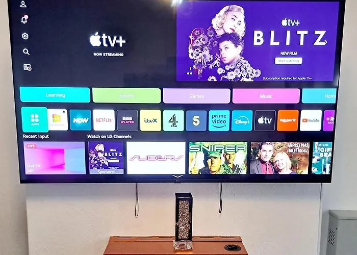 2 Bedroom House In - Sleeps 5 Wifi Parking *